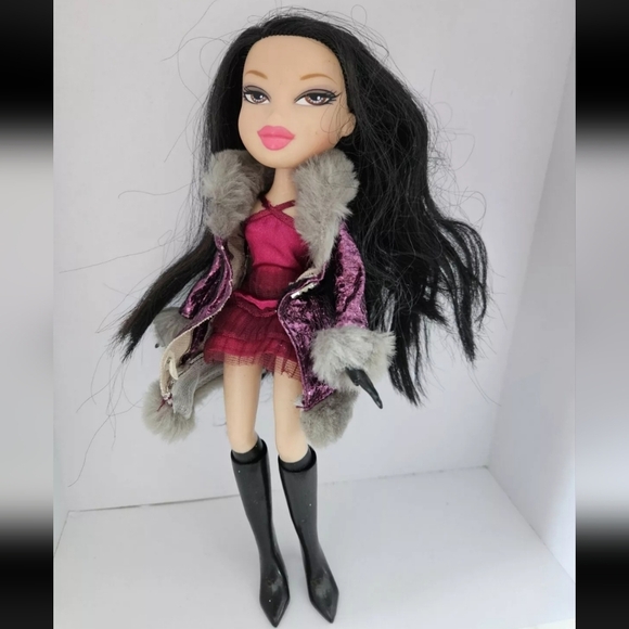 Bratz Ooh La La Paris Kumi 2001 Vintage Doll Original Outfit Asian Isalander Y2K - Picture 2 of 5
